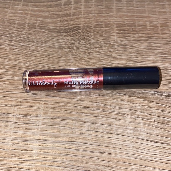 🦋NWT 5 piece makeup bundle! - Picture 4 of 5